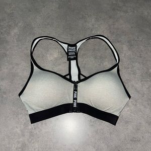 NWOT VS PINK SPORTS BRA